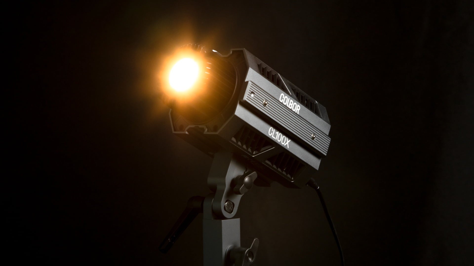 Guide to colored lighting for photography – COLBOR