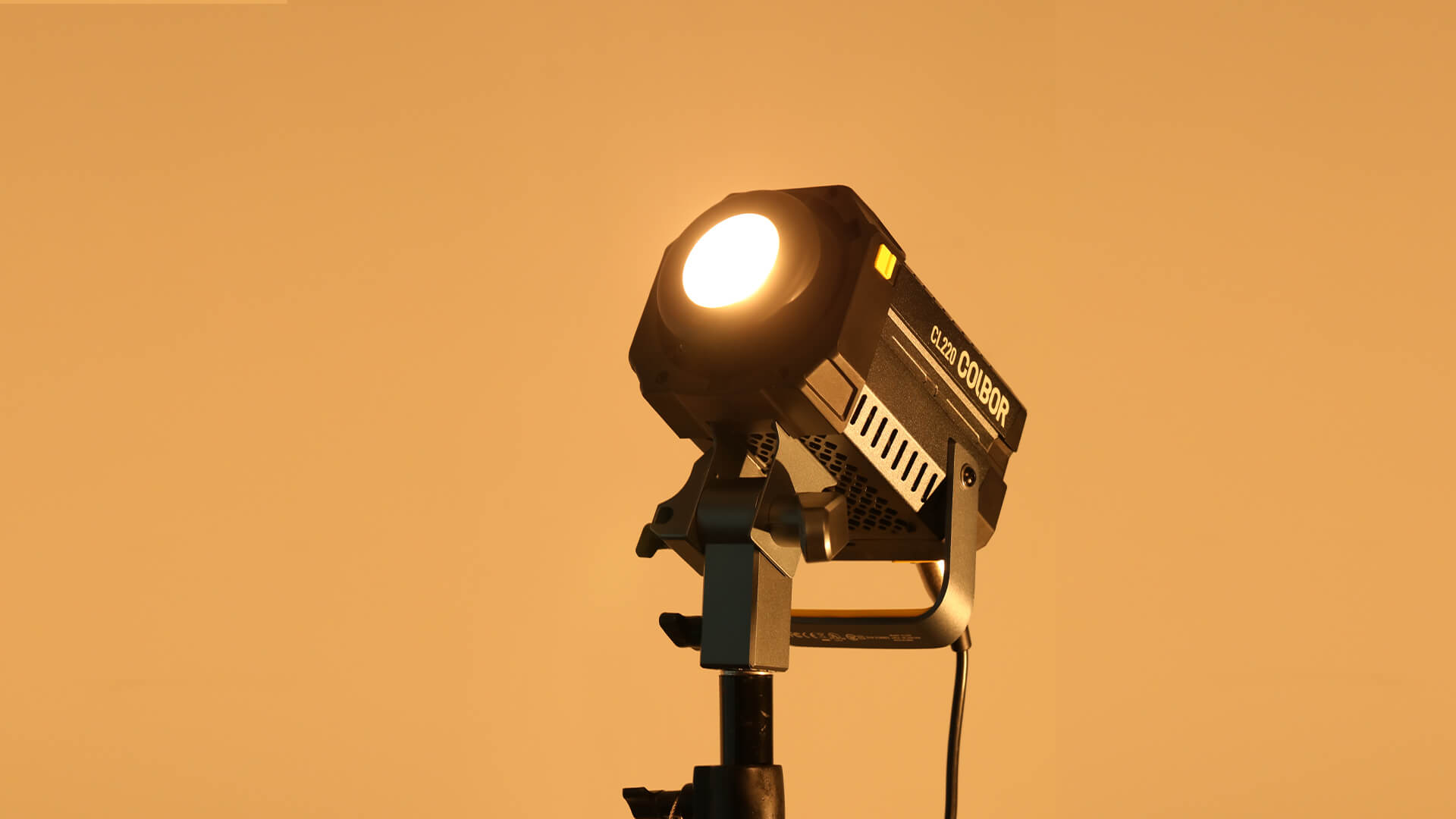 Things to know about LED studio lights for video