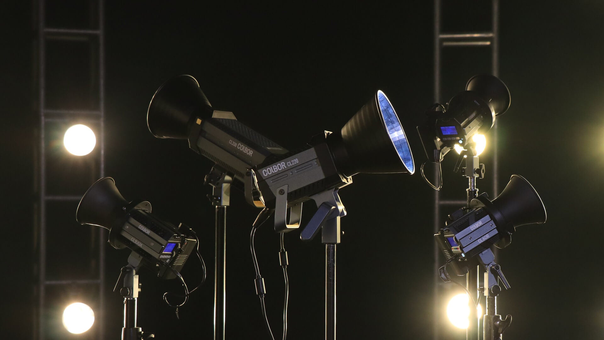 Buyer guide to lights for video studio