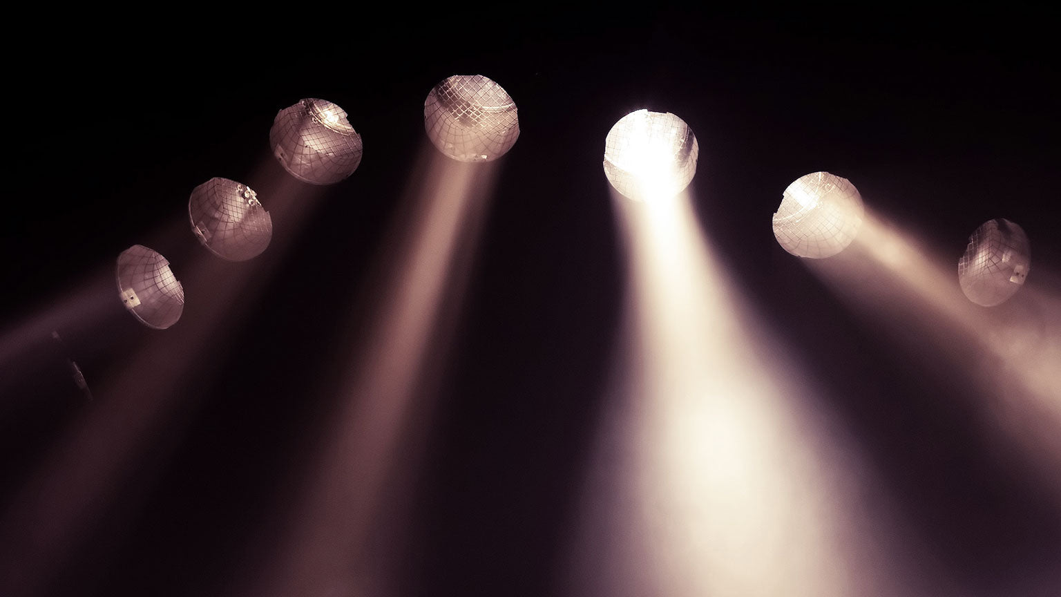 What does illumination means in photography? – COLBOR