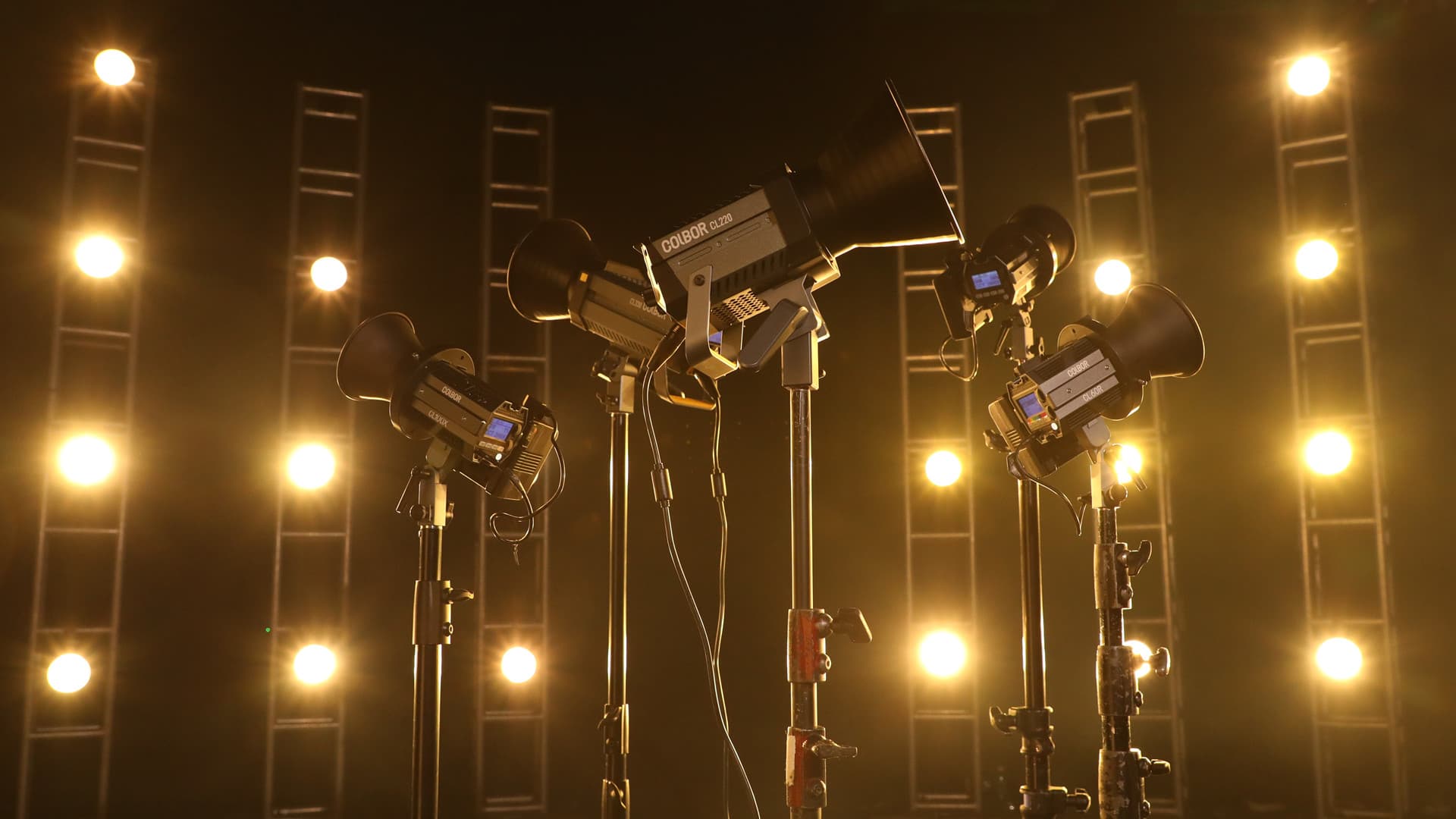 Best Video Lights | Lights for Video Studio | COLBOR