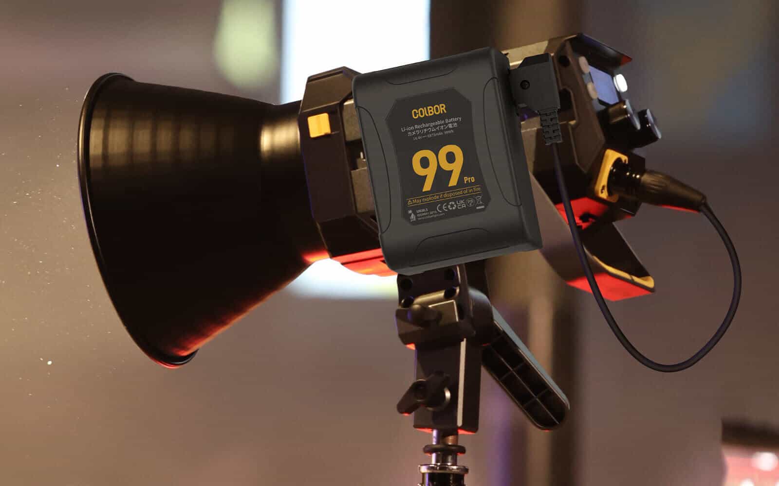 Use of COLBOR VM3 V-mount Adapter and D-Tap to XLR Battery Cable